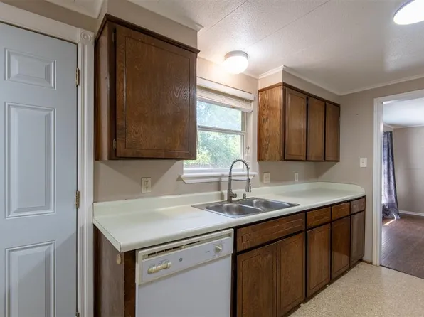 4213 N Shadybrook Dr, Midwest City, OK 73110