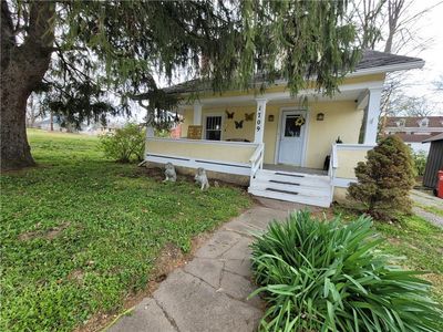 1709 Washington Ave, Lexington, MO, 64067