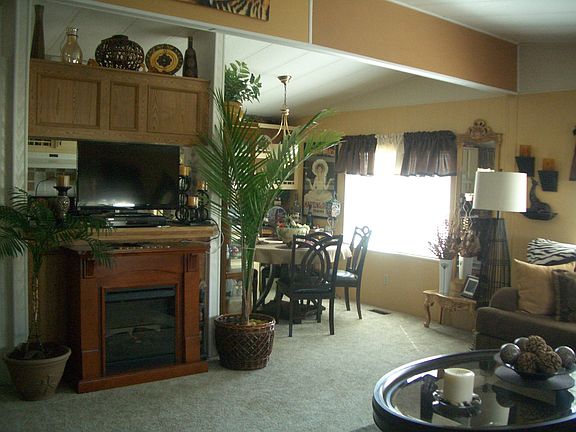 4th image of 62 Hancock Dr Spc B
