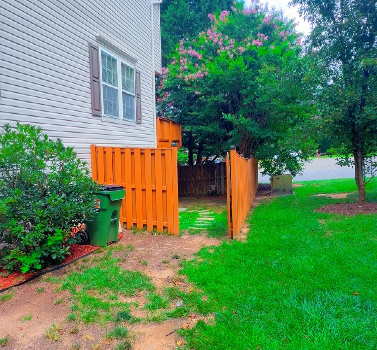 2 bed, 2.5 bath, 1408 sqft, $2,800 — Photo 2