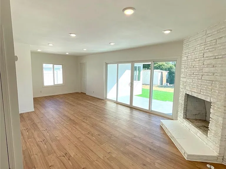 8015 McNulty Ave — Photo 3