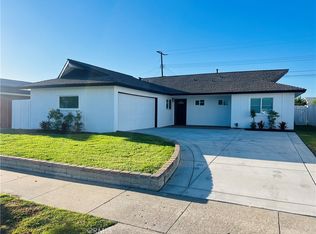 6781 Retherford Dr, Huntington Beach, CA 92647