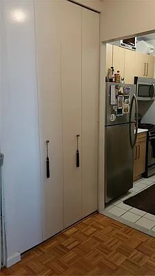 Rented by Kian Realty | media 17