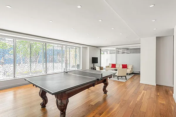 Sold by Compass | media 11