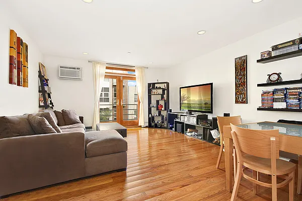 Rented by Corcoran | media 28