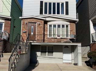 69 W 14th St #2, Bayonne, NJ 07002