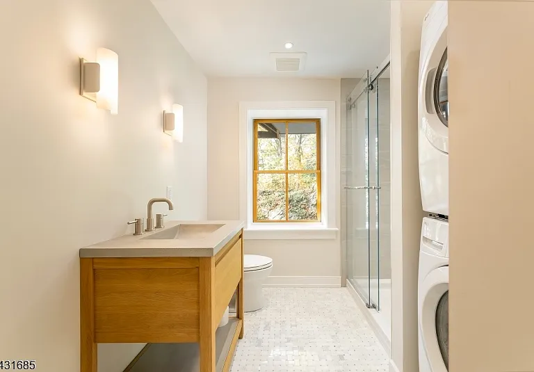 232 W Shore Dr — Photo 31
