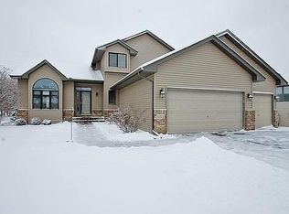 11022 Timberline Dr N, Champlin, MN 55316