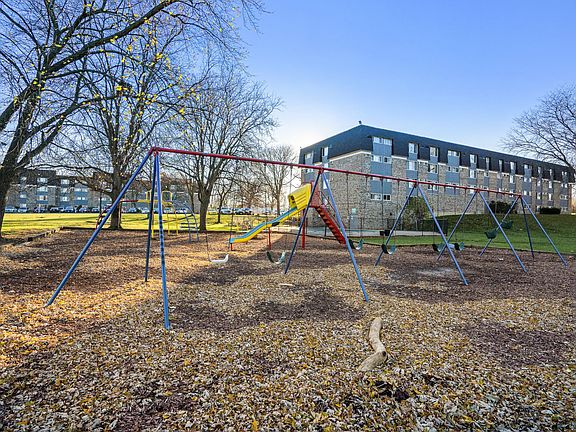Children's Playground | Apartment Homes in Bartlett, IL | Bartlett Lakes