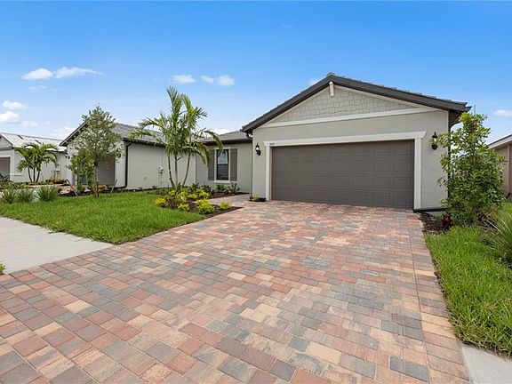 5th image of 3913 East Hamton CIR