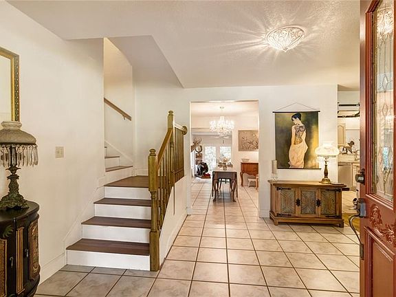 3rd image of 6915 Oswego Dr