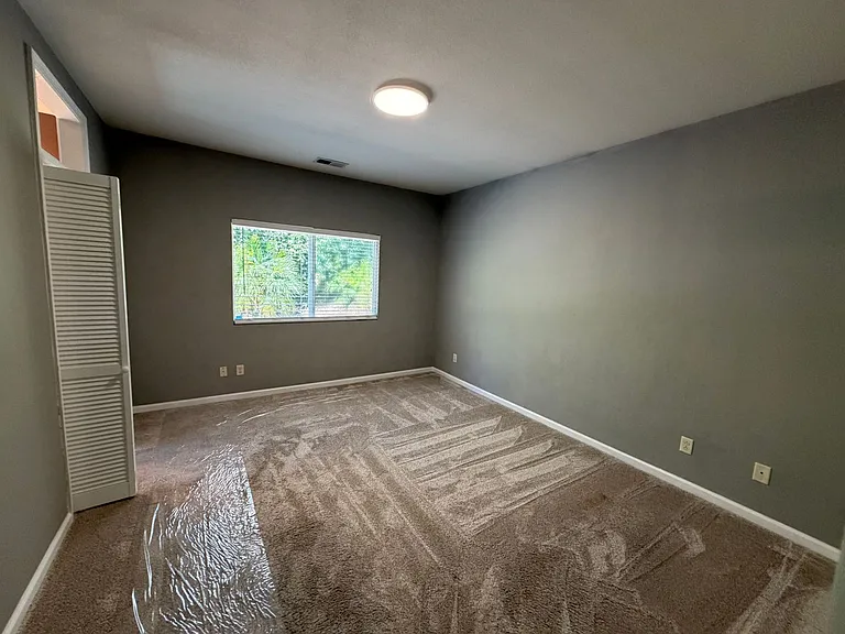6425 Rabbit Hollow Way — Photo 26