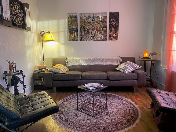 4th image of 508 E Centre St #508