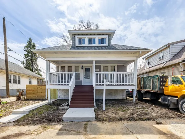 315 W 114th St, Chicago, IL 60628