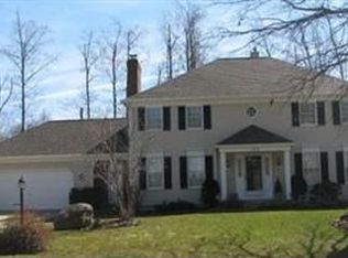 133 Westchester Dr, Amherst, OH 44001