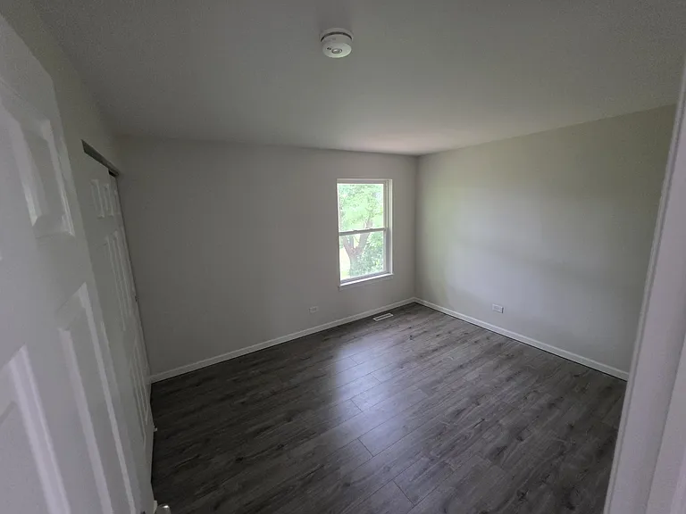 740 Village Cir — Photo 9