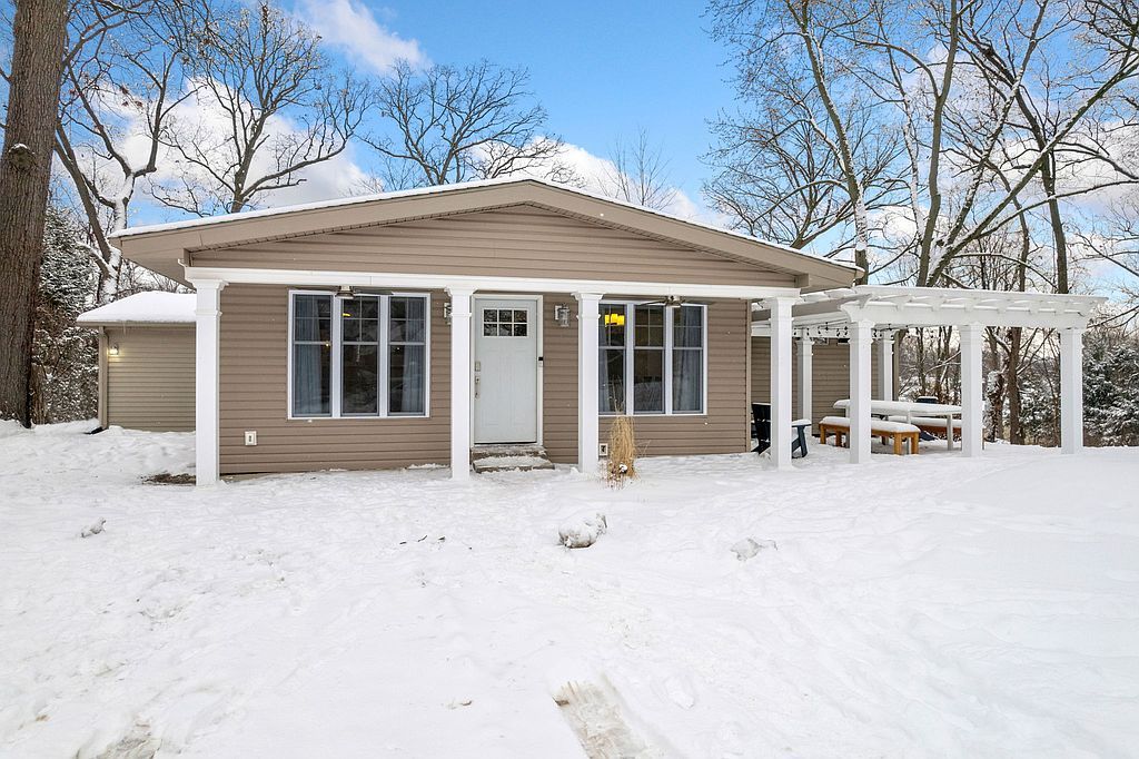 1340 Oak Ridge Dr - Property Image