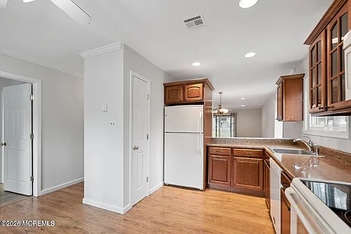 102 Arrowood Rd #B Photo 1
