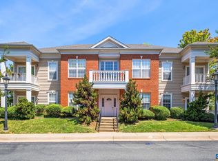 950 Glenwood Station Ln UNIT 102, Charlottesville, VA 22901