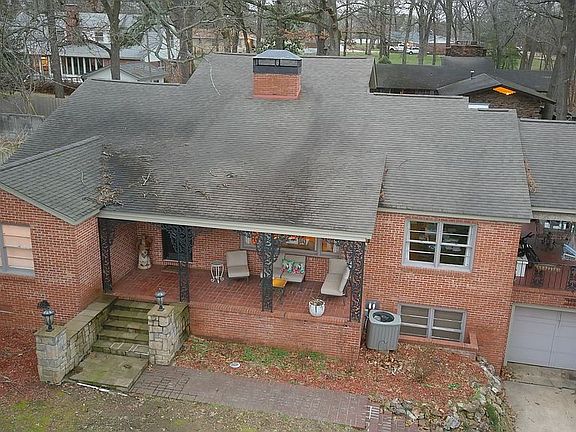 2nd image of 110 S Garrett St