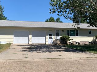 307 Lake St, New Salem, ND 58563