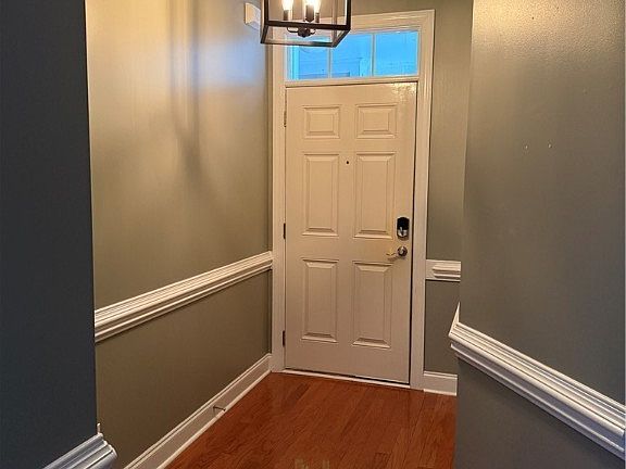 2nd image of 208 Fountainhead Ln Unit 205