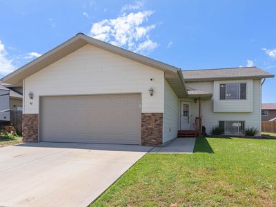 461 Eisenhower Ln, Box Elder, SD, 57719