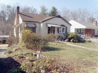 15 Meadowbrook Ave, Asheville, NC 28806