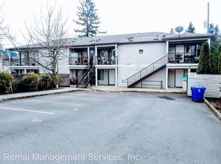 8102 SE Lambert St APT 7, Portland, OR 97206