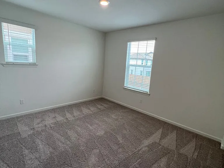 3323 Auburn Leaf Loop — Photo 20