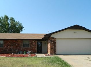 6906 SW Bainbridge Ave, Lawton, OK 73505