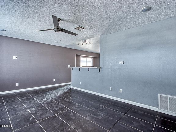 4th image of 1704 Shreya St