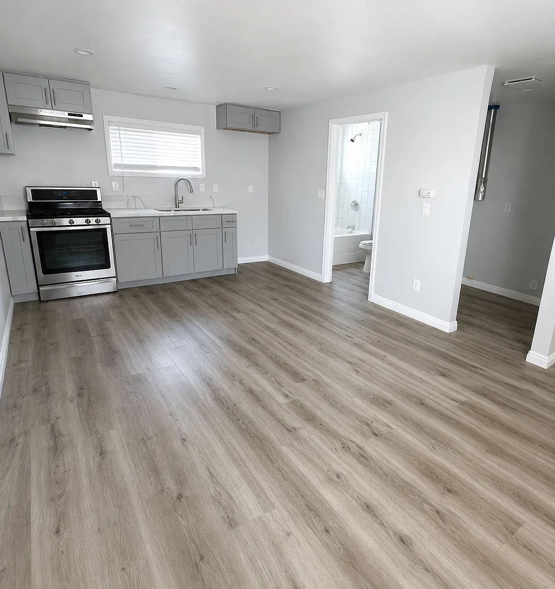 728 Lime Ave — Photo 4
