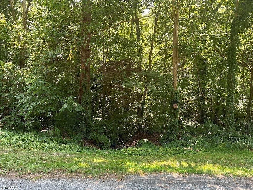 2nd image of 180 Myers Dr