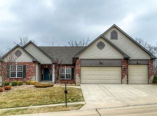 942 Stone Spring Dr, Eureka, MO 63025