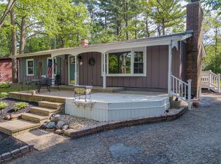 277 Indian Trl, Lake In The Hills, IL 60156