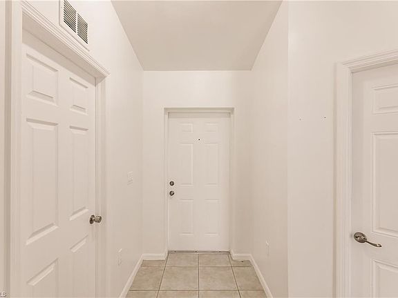 4th image of 4321 SW Santa Barbara Pl