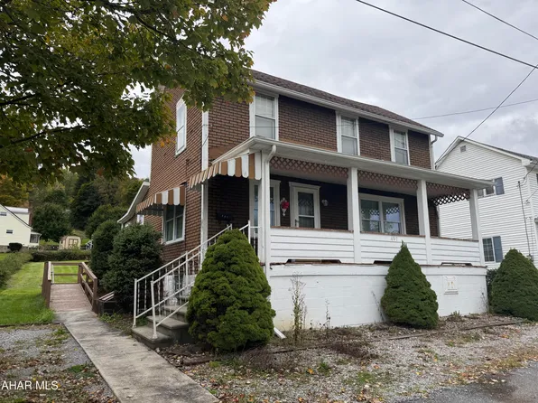 407 Joseph St, Northern Cambria, PA 15714
