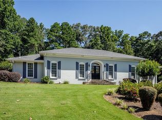 5676 Queensborough Dr, Atlanta, GA 30338