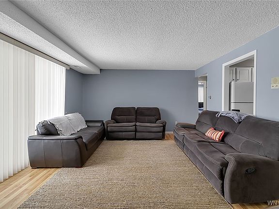 5th image of 90 Foxberry Dr S #A