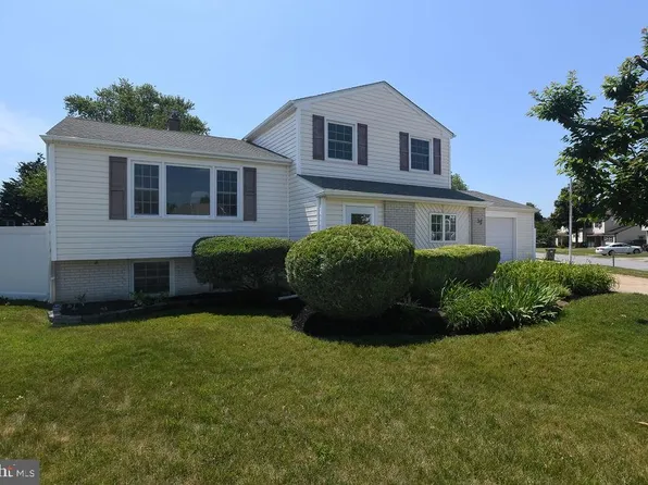 35 Commonwealth Blvd, New Castle, DE 19720