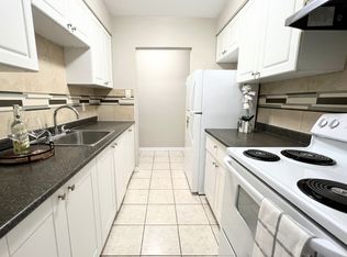 201 Erb St W #4-BEDROOM, Waterloo, ON N2L1V6