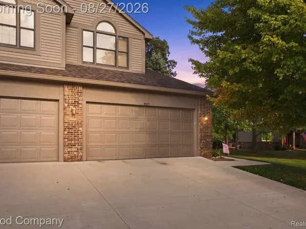 45117 Coachman Ct, Canton, MI 48187