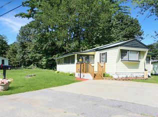 7 Bonny St, Nashua, NH 03062