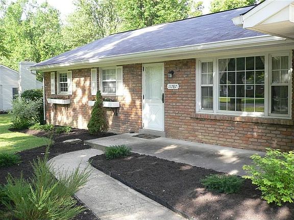 3rd image of 11787 Woodwind Dr