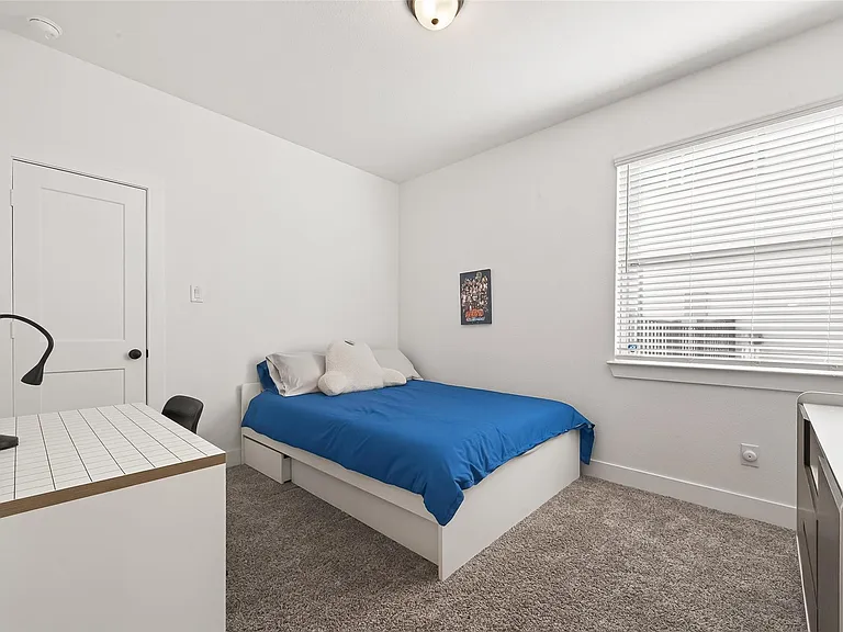 21163 Medina River Dr — Photo 26