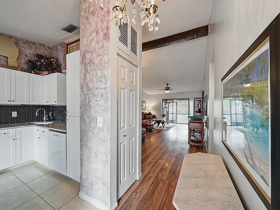 3rd image of 5572 Biscayne Drive
