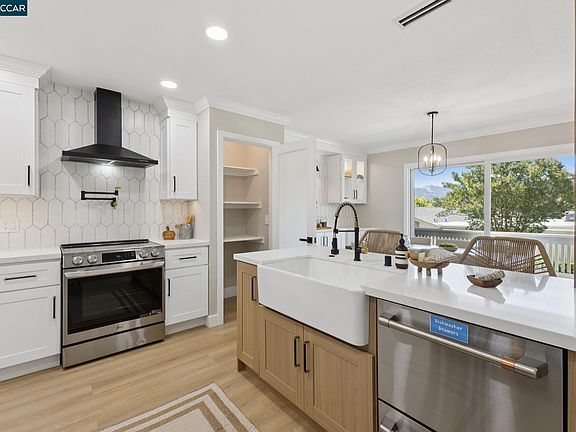 2nd image of 2101 Golden Rain Rd APT 14