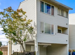 20301 19th Ave NE APT 611, Shoreline, WA 98155
