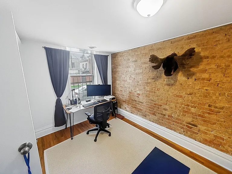 1609 N Leavitt St #1 — Photo 18